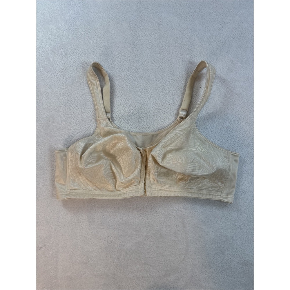 Playtex Women Wireless Bra, 18 Hour Full Coverage 42C Front Closure